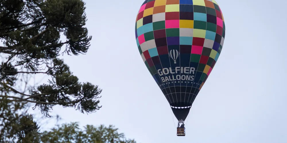 Último voo do evento acontece na tarde deste domingo (21), no Centro de Eventos