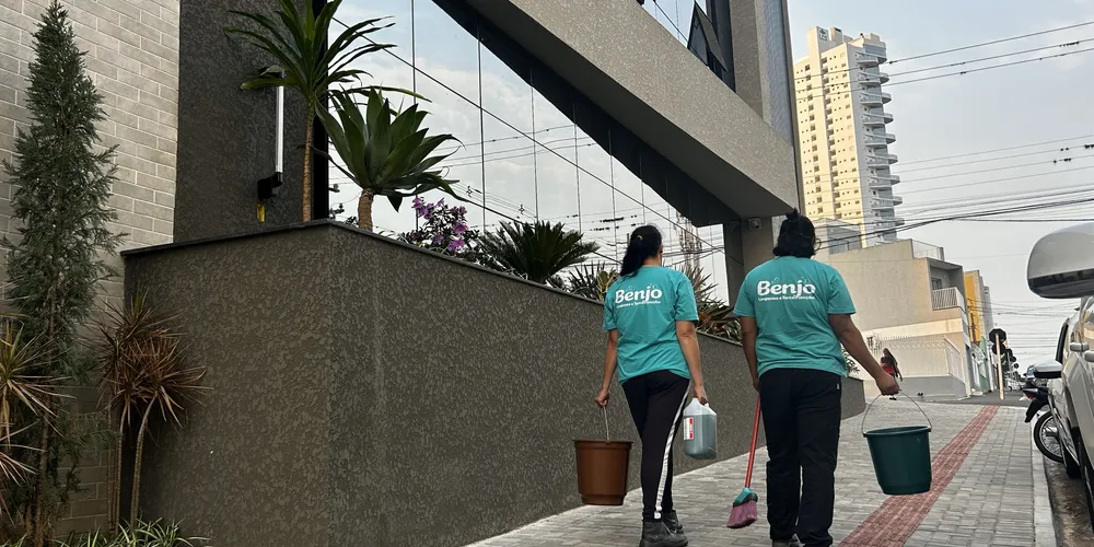 Benjo Limpezas realiza trabalho 'pesado' no pós-obra