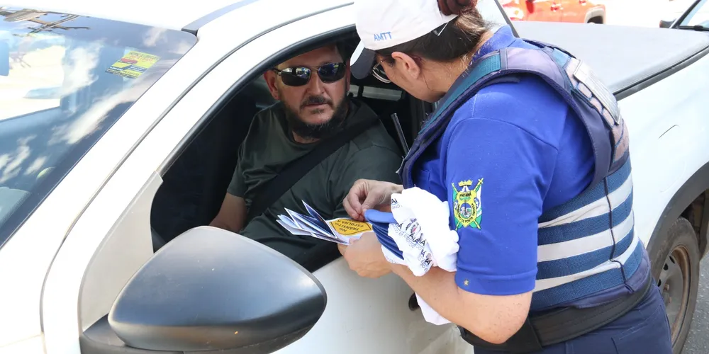 Em 2023, mais de 100 motoristas foram orientados durante a ação.