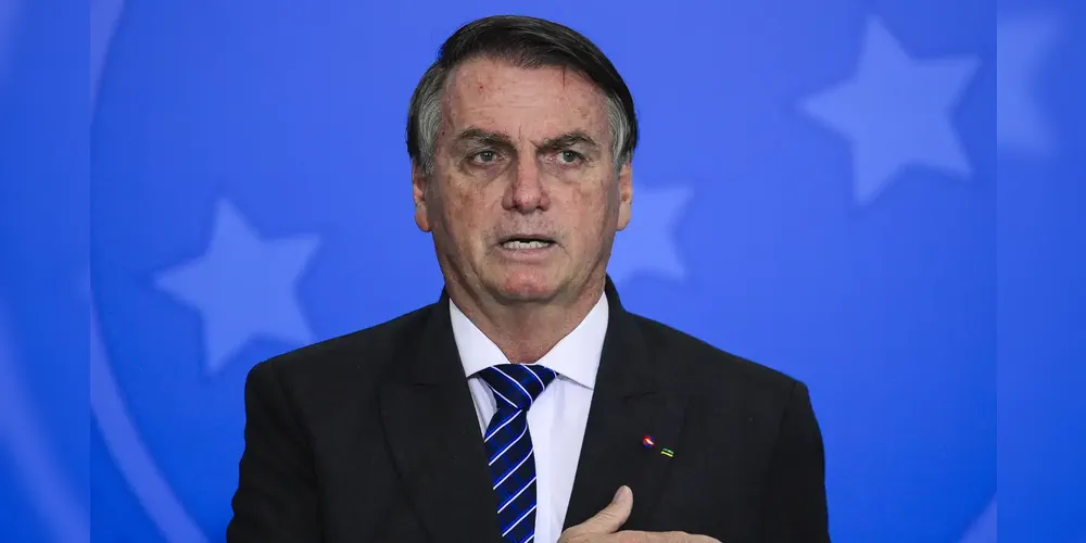 Jair Bolsonaro ficou sem voz devido a uma gripo, conforme o advogado