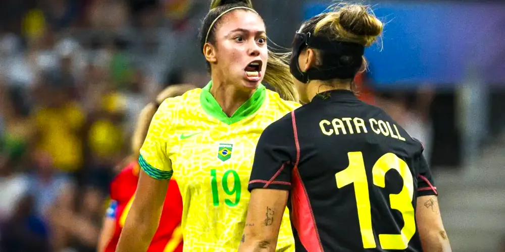 Brasil venceu as campeãs do mundo pelo placar de 4 a 2