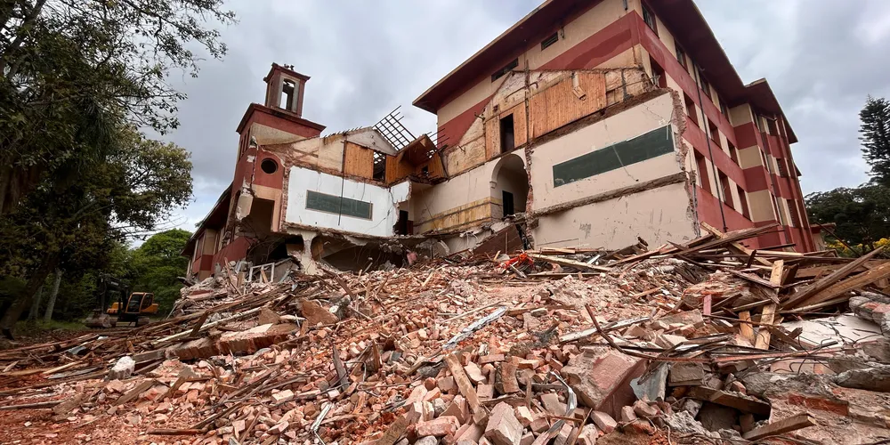 Um novo prédio escolar será construído no lugar do antigo CEEP
