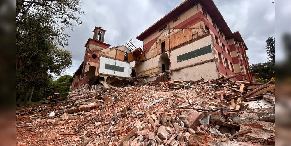 Um novo prédio escolar será construído no lugar do antigo CEEP