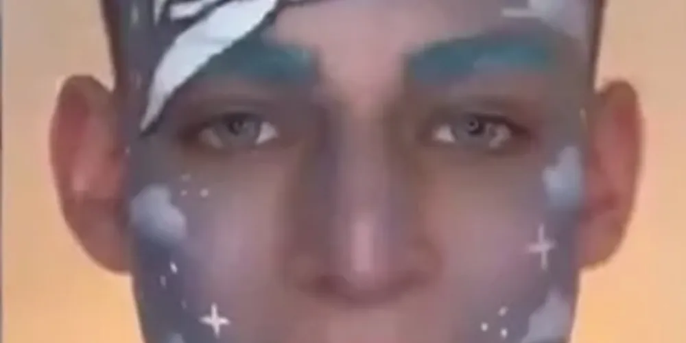 O rapaz recebeu uma série de críticas