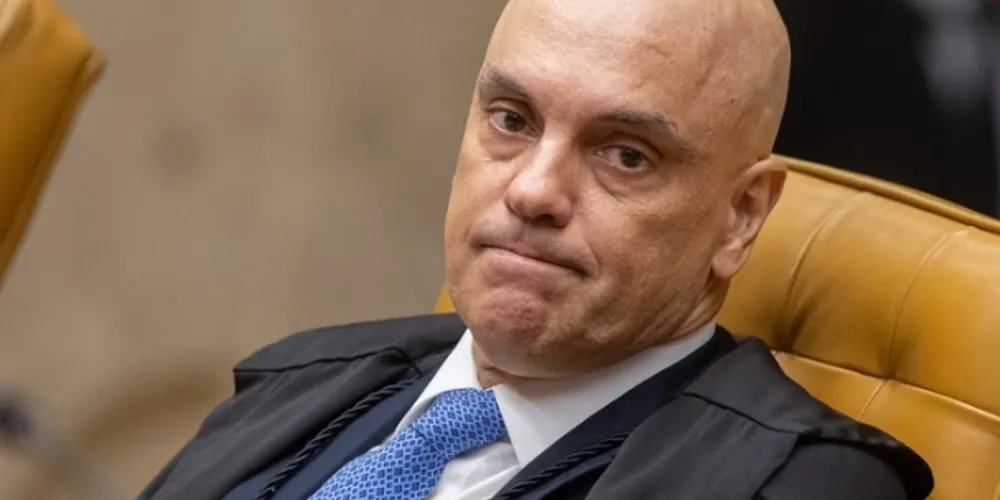 A coleta de assinaturas para o impeachment iniciou nessa quarta-feira (14)