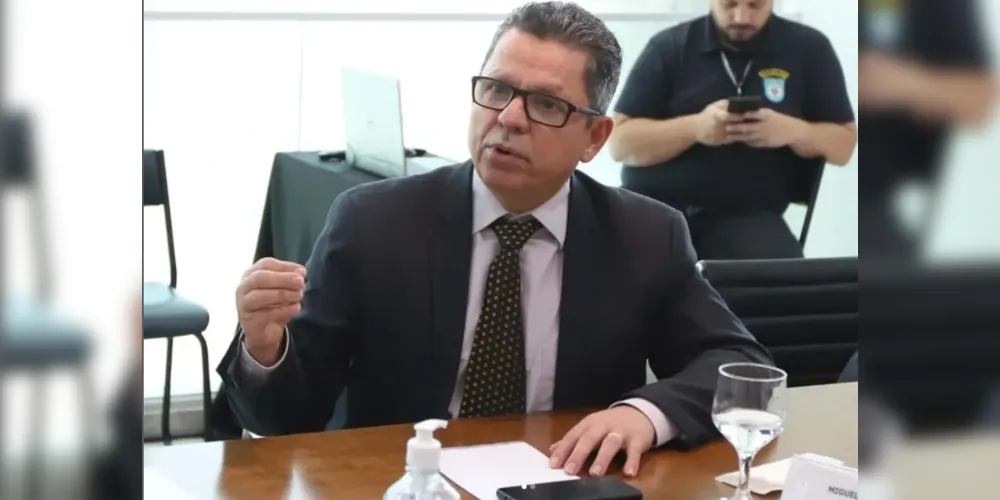 Miguel Sanches Neto visa ampliar tecnologia da universidade