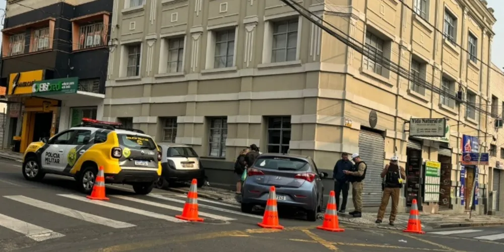Acidente aconteceu na manhã desta segunda-feira