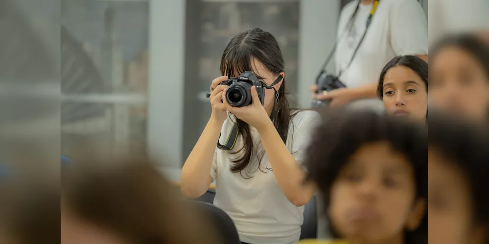 A programação, que inclui oficinas, palestras, debates e visitas a veículos de comunicação e espaços culturais, oferece 25 opções gratuitas de formação