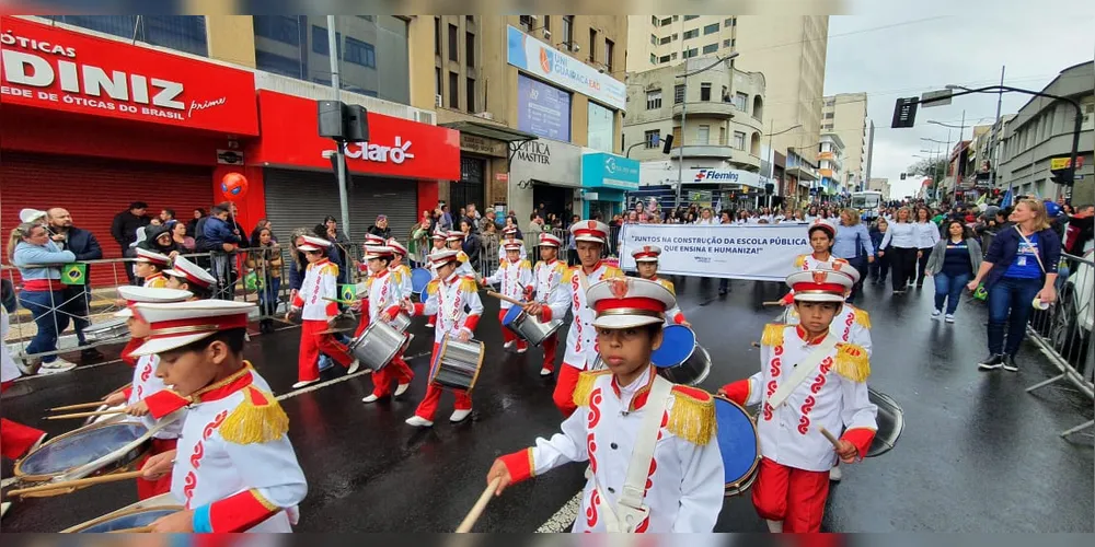 Desfile Comemorativo aos 202 anos de Emancipação Política de Ponta Grossa deve ter 9.000 participantes.