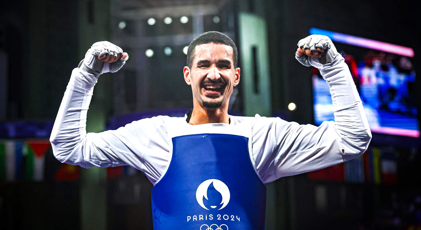 Atleta venceu o espanhol Javier Polo Perez por dois rounds a um