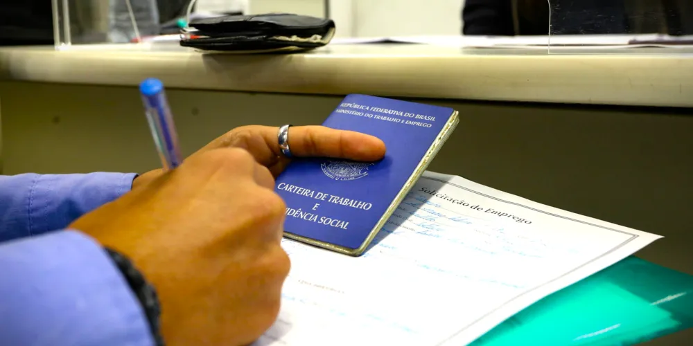 Números do emprego foram divulgados pela PNAD Contínua, nesta quinta-feira (15)