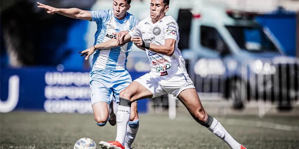 Partida aconteceu no Estádio do Café, em Londrina