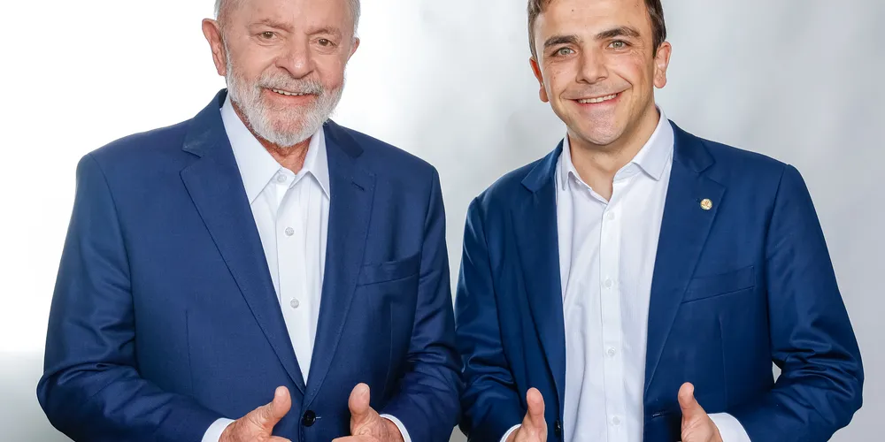 Presidente Lula (à esquerda) e Aliel Machado (à direita)