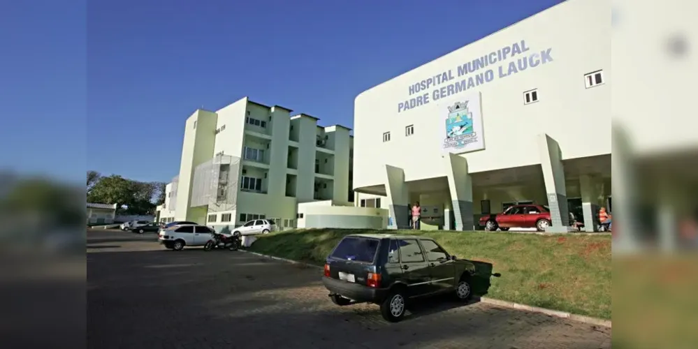 Fachada do Hospital Municipal Padre Germano Lauck, em Foz do Iguaçu