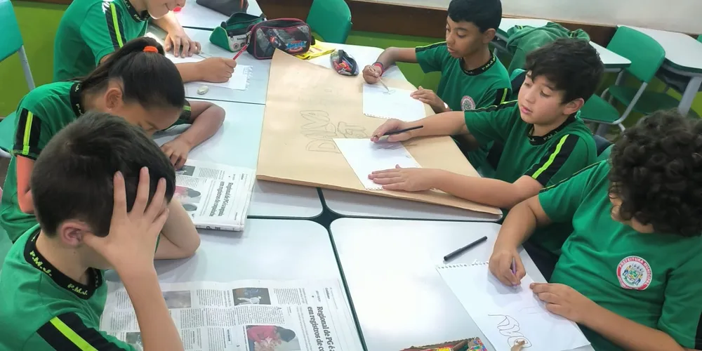 Impressos são recursos recorrentes na rede municipal de ensino