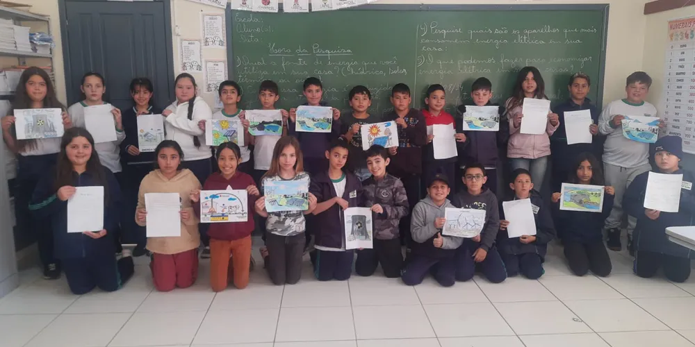 Educandos puderam imergir na proposta com pesquisas e produções sobre o assunto