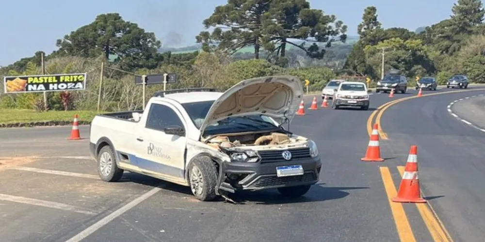 Acidente aconteceu por volta das 14h, no KM 261 da rodovia