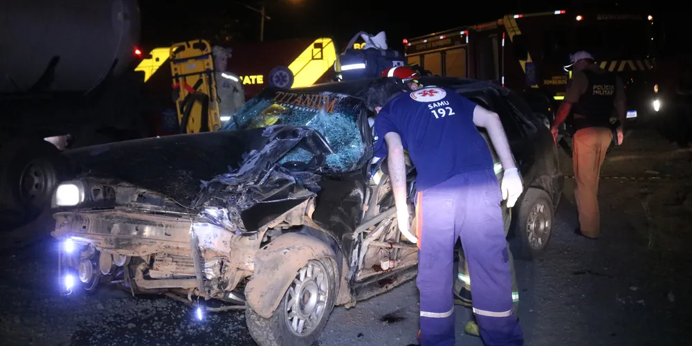 Motorista do carro sofreu um trauma cranioencefálico
