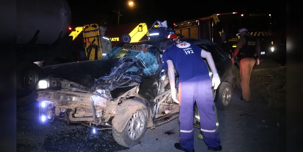 Motorista do carro sofreu um trauma cranioencefálico