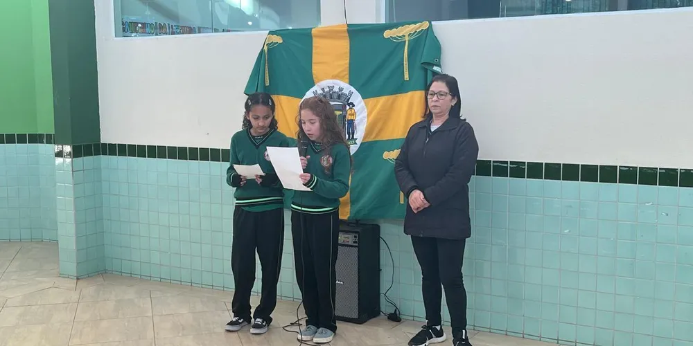 Trabalho teve contextualização e contribuiu para entendimento dos colegas