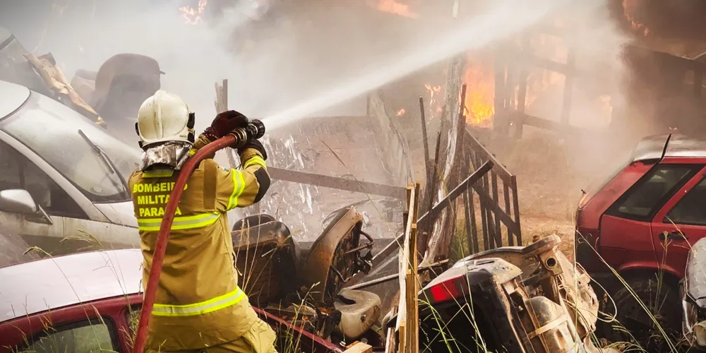 Casos de incêndio têm mobilizado as forças de segurança dos Bombeiros