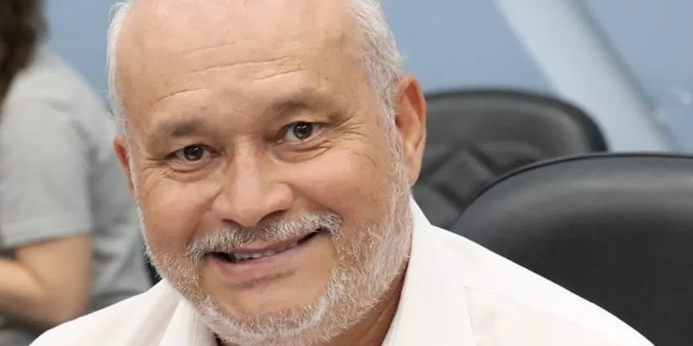 Izaías Salustiano se recupera de cirurgia