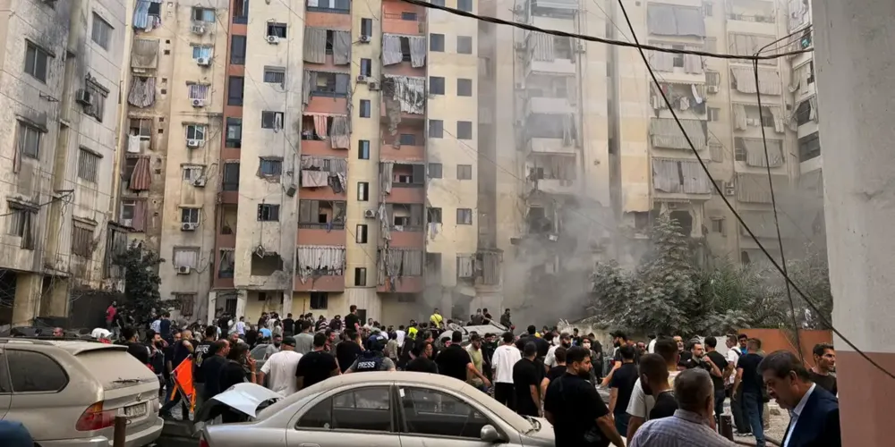 Os ataques deixam pelo menos 100 mortos, segundo contagem libanesa