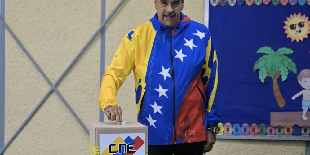 O presidente da Venezuela, Nicolás Maduro, ao votar em 28 de julho de 2024