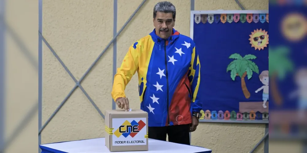 O presidente da Venezuela, Nicolás Maduro, ao votar em 28 de julho de 2024