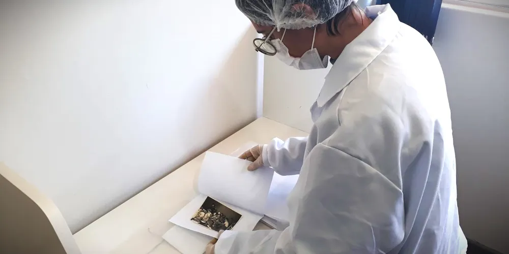 Até o momento, 250 imagens já foram higienizadas e catalogadas