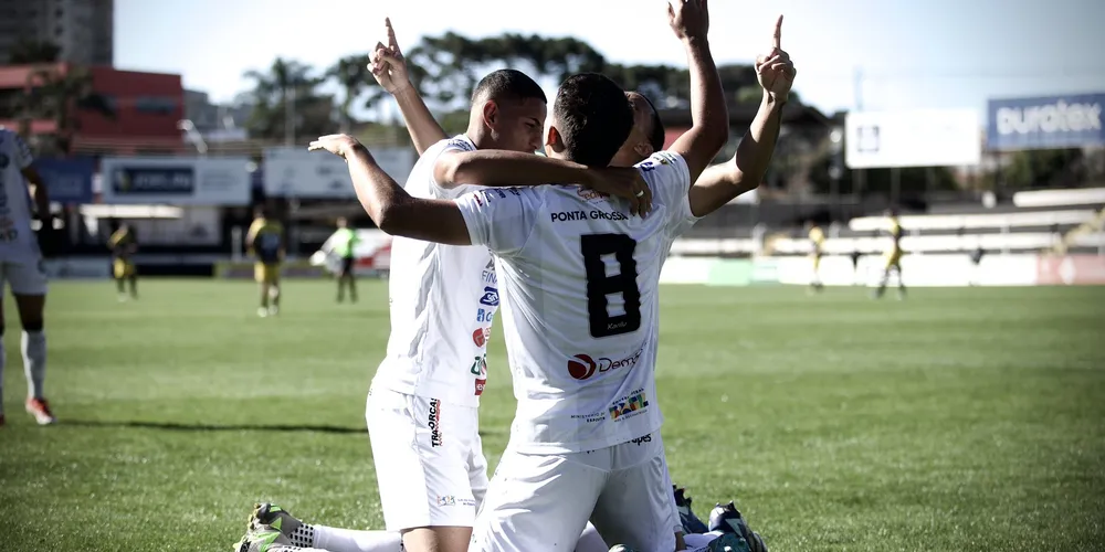Time vai enfrentar o Coritiba na final do Campeonato Paranaense Sub-20