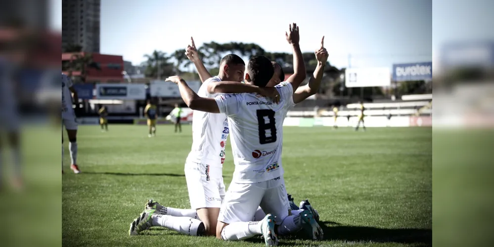 Time vai enfrentar o Coritiba na final do Campeonato Paranaense Sub-20