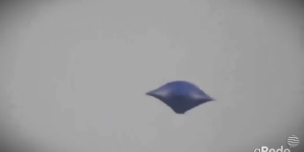 Suposto Ovni que teria sido flagrado por câmeras