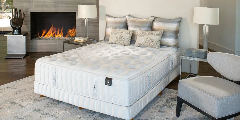 O colchão Sublime da King Koil é de marca de renome mundial.
