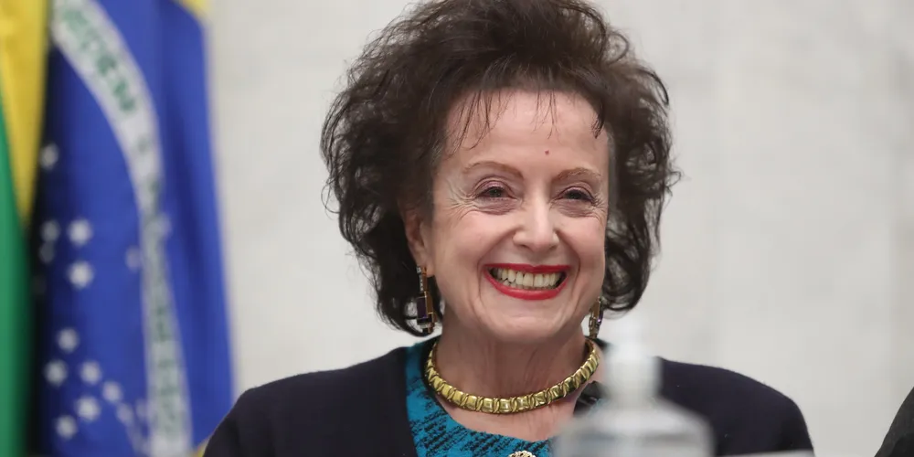 Governador Ratinho Junior lamenta morte da primeira-dama de Curitiba, Margarita Sansone