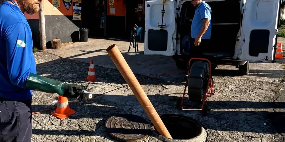 Só em Curitiba, a Sanepar recebe e trata, diariamente, 300 milhões de litros de esgoto doméstico