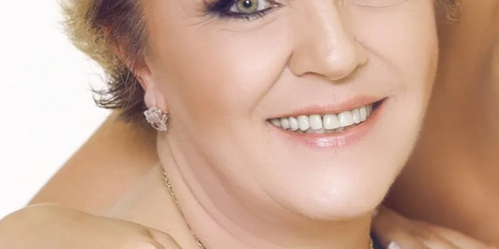 Simone Mirian Rizental era professora aposentada