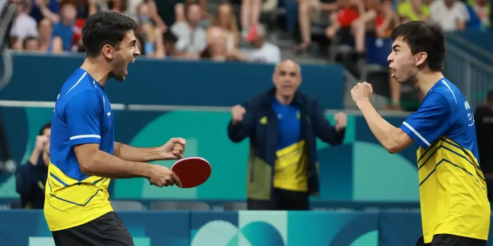 Nas duplas, Vitor Ishiy e Guilherme Teodoro venceram. O time brasileiro ainda contou com o triunfo de Hugo Calderano