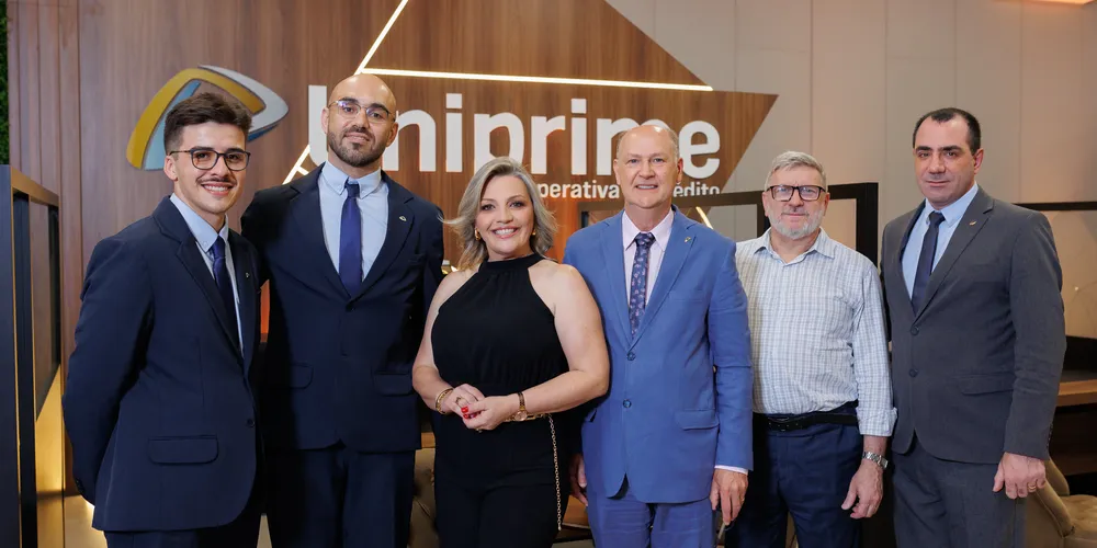 Ao centro Daniele Dalsotto, quem comandará o espaço