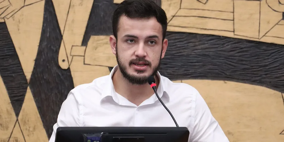 Filipe Chociai (PSD) preside a Câmara Municipal de Ponta Grossa