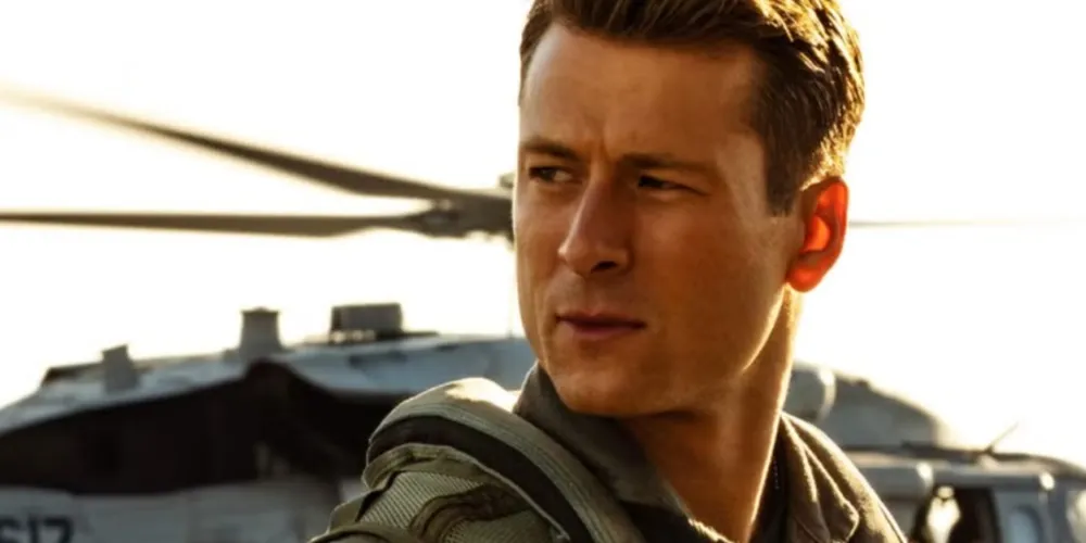 Powell interpretou Jake.