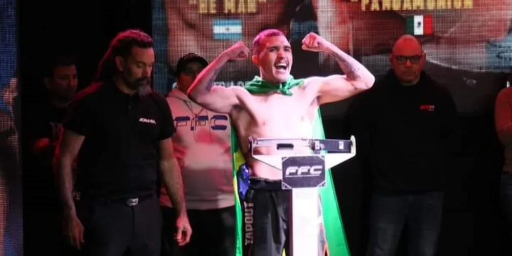 Está foi a 17ª vitória do brasileiro em lutas profissionais, sendo a 13ª por finalização