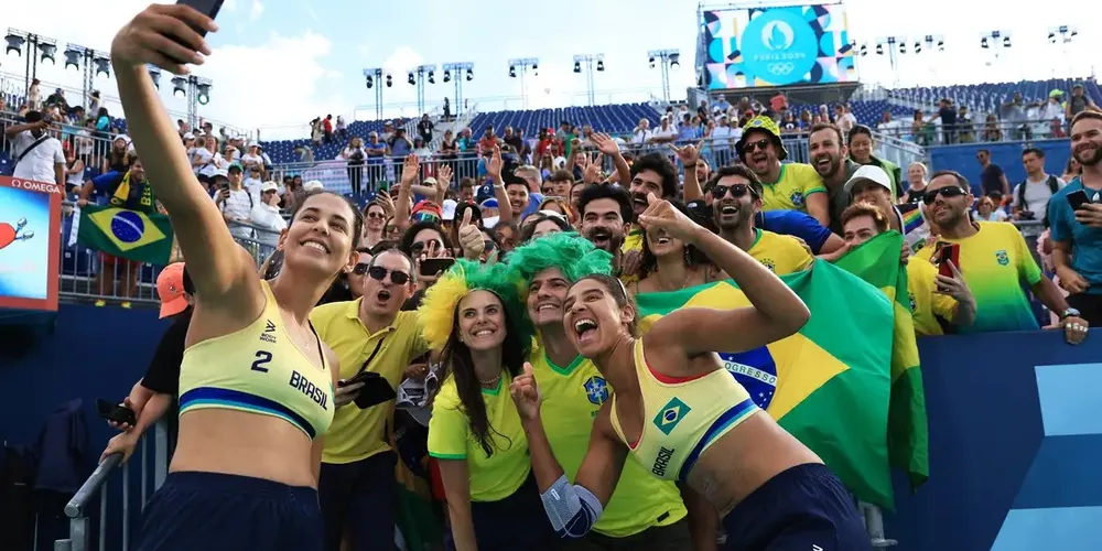 Dupla brasileira tida como favorita no vôlei de praia feminino, Ana Patrícia e Duda venceram.
