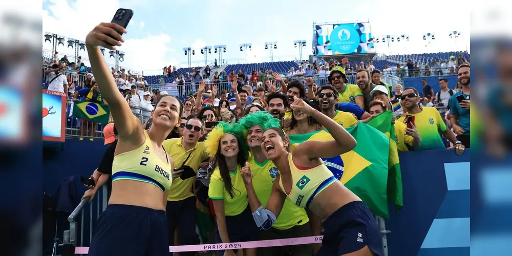 Dupla brasileira tida como favorita no vôlei de praia feminino, Ana Patrícia e Duda venceram.