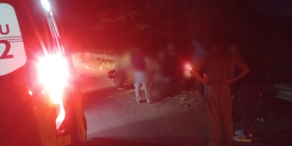 As equipe do Samu foram até o local para prestar atendimento