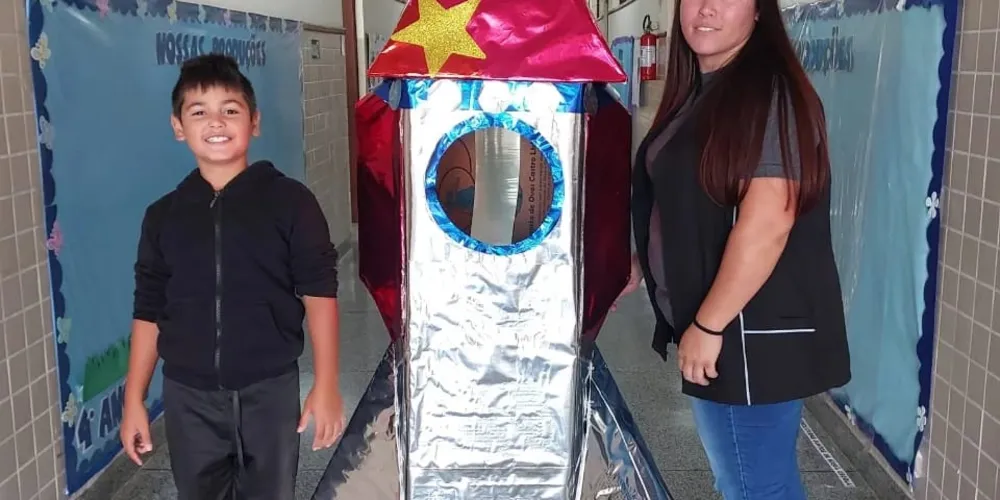 O resultado do trabalho foi exposta na escola para apreciação dos demais alunos