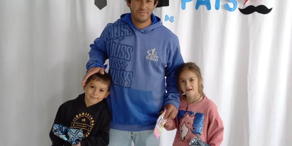 Como complemento as atividades, os alunos e seus pais puderam registrar uma recordação do dia