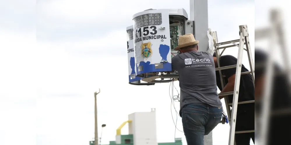 Ao todo, cinco totens com câmeras e botão de emergência serão instalados.