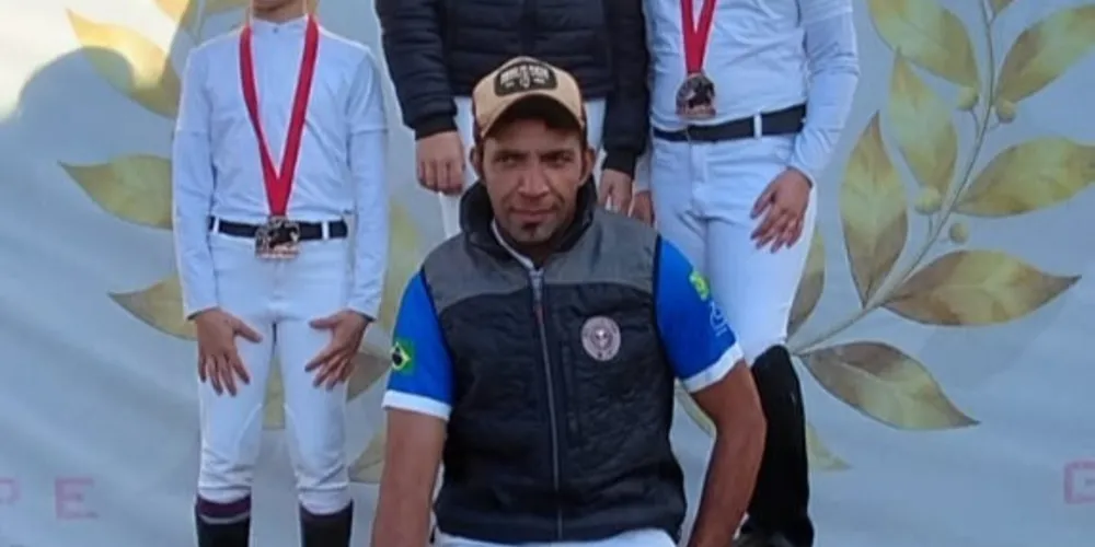 Imagem ilustrativa da imagem Ponta-grossenses brilham em prova de hipismo no PR