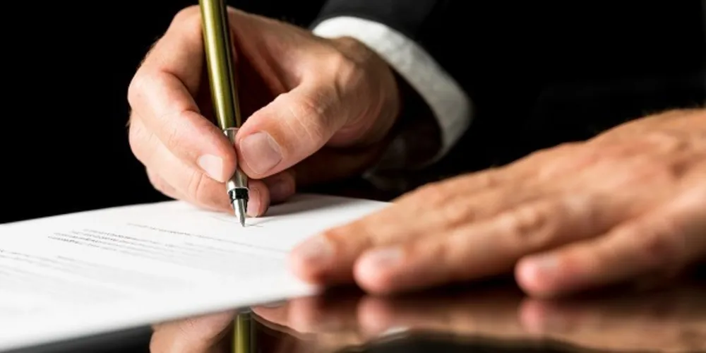 Para realizar os serviços dos Cartórios de Notas de forma online, o usuário deverá emitir um certificado digital notarizado.